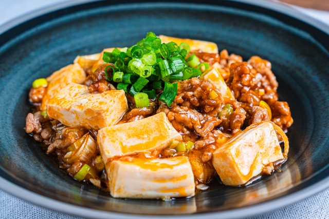 うさぎとかめ】麻婆豆腐「楽園」大阪中津！シャンプーハットてつじ