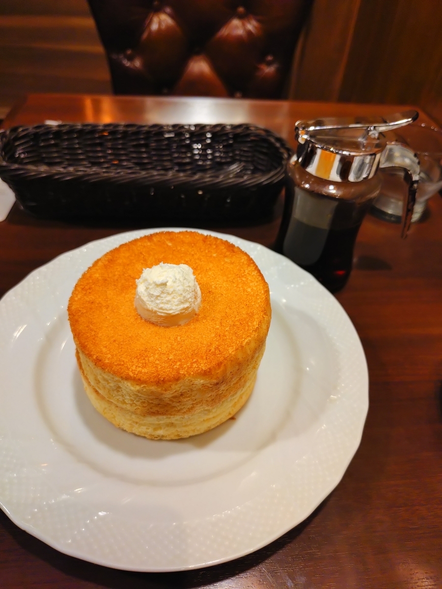 星野珈琲店　窯焼きスフレパンケーキダブル