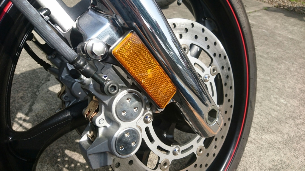 キャリパーとフロントフォーク - ぽんこつノート