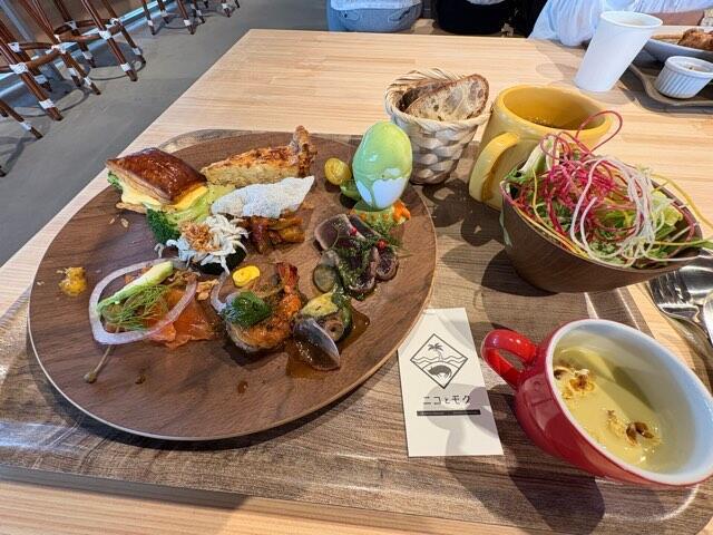 ニコとモクのランチ