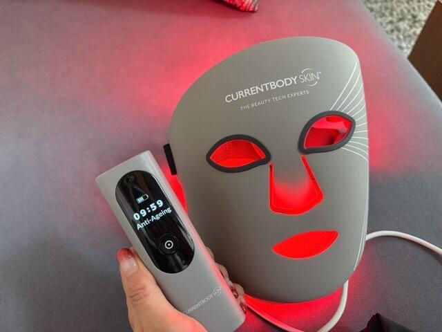 2025年新発売!カレントボディLEDマルチライトマスクを3年愛用者が徹底