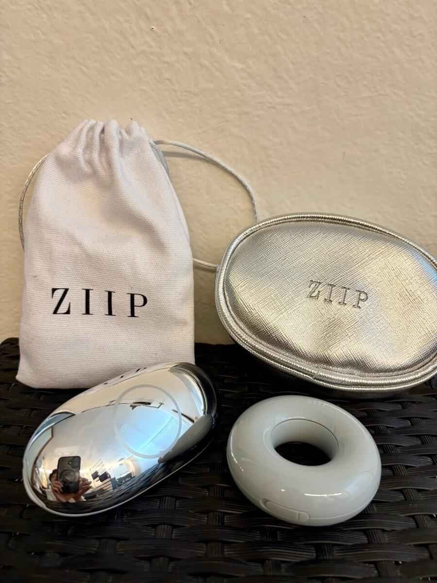 ZIIP HALO 2.0とZIIP DOTを並べる