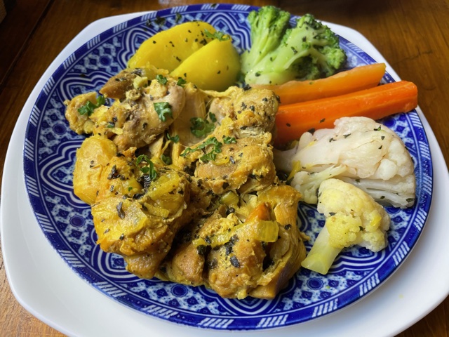 飯田橋でモロッコ料理ランチ モロッコタジンや でヘルシー 美味しいスパイス煮込みを堪能 まんぷく神楽坂