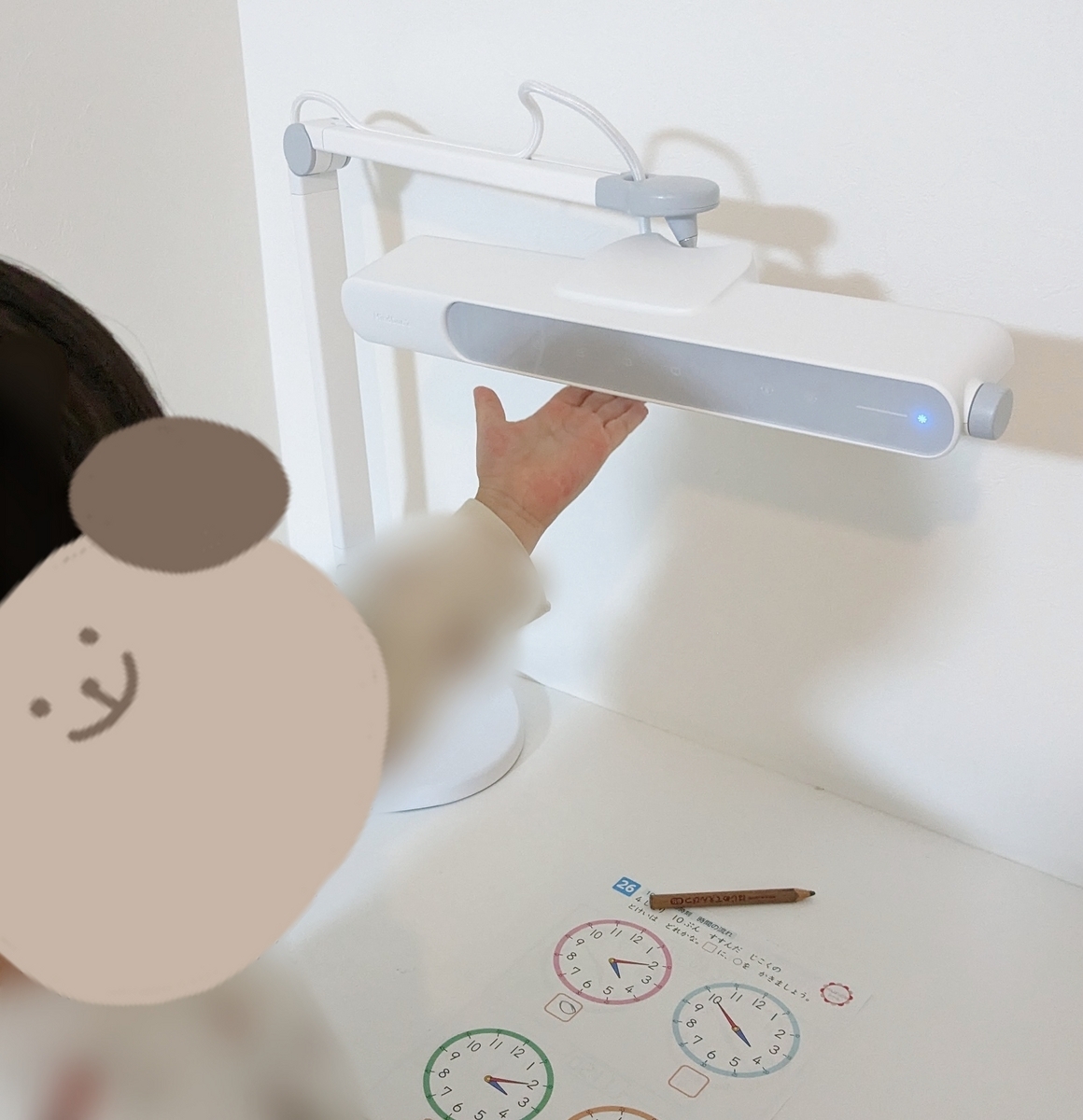 使用レポ】BenQ:MindDuo 2 学習用デスクライト - 子育/旅行 使用レポ】BenQ:MindDuo 2 学習用デスクライト - 子育/旅行
