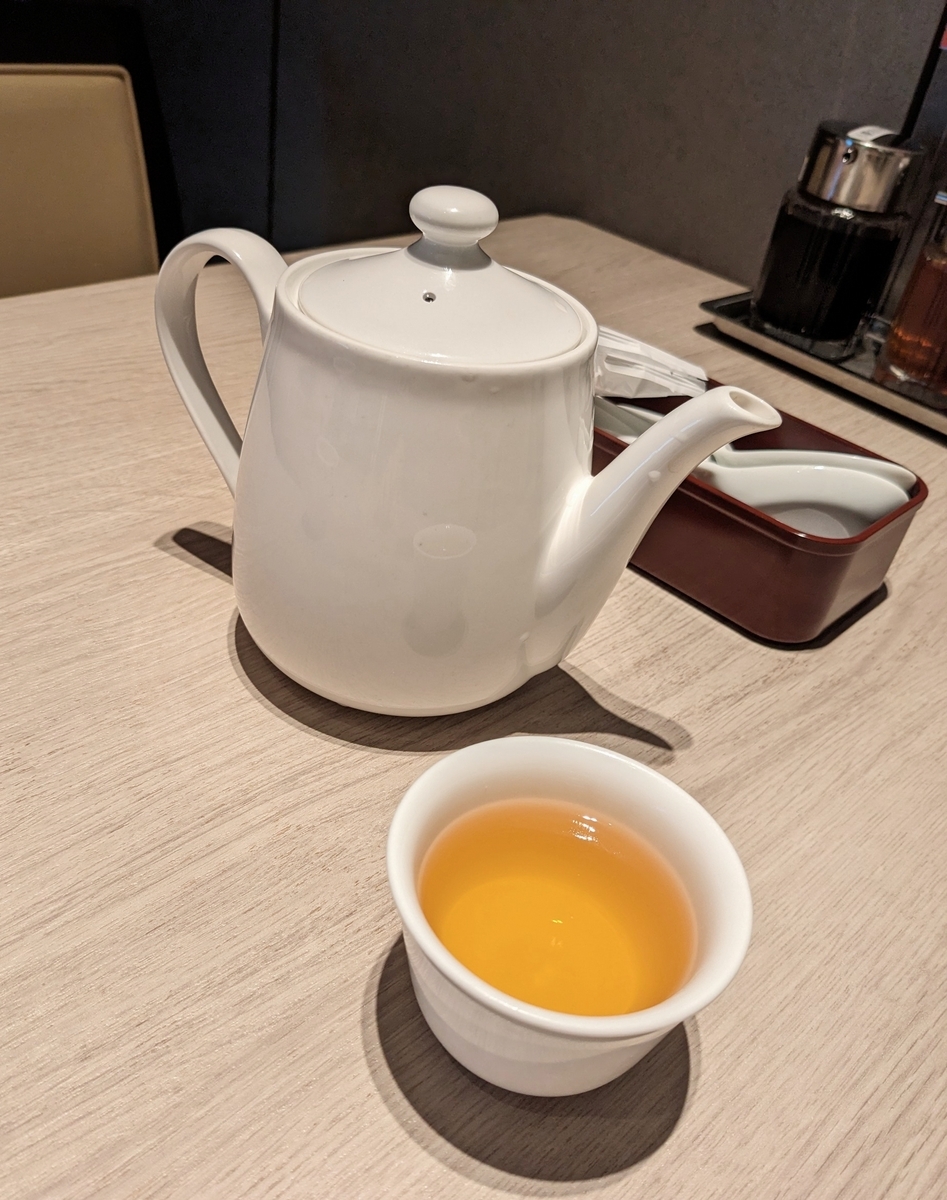 ディンタイオフォン　ルクア大阪店　お茶