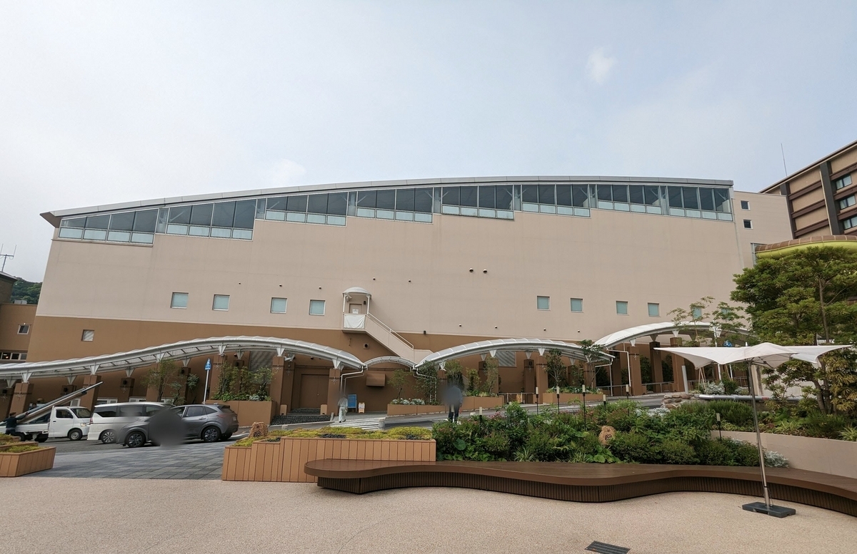 アクアビート壁面