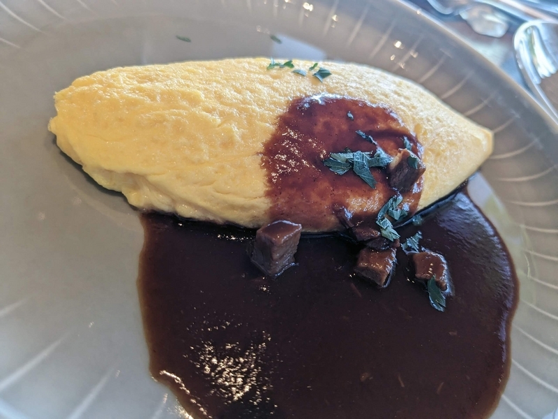 リッツカールトン福岡　クラブラウンジ　朝食　オムレツ