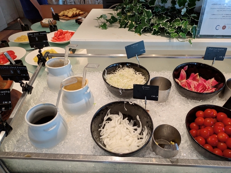 大阪マリオット都ホテル　朝食　サラダ３