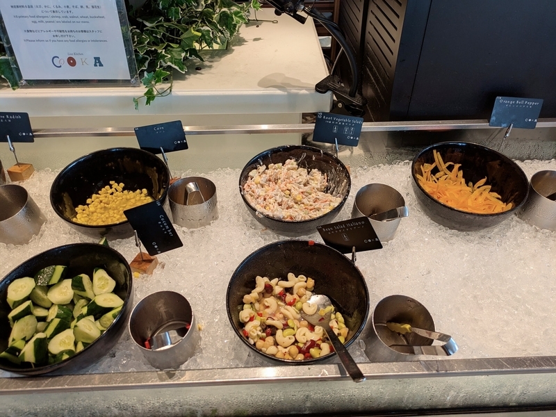 大阪マリオット都ホテル　朝食　サラダ２