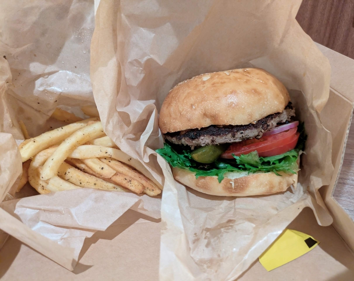 WP PIZZA BY WOLFGANG PUCK 横浜ランドマークプラザ店 バーガー