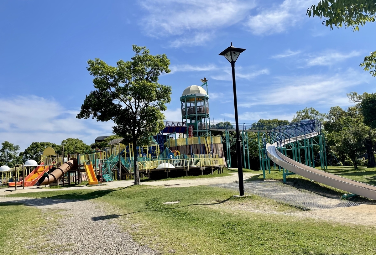 東員 町 中部 公園