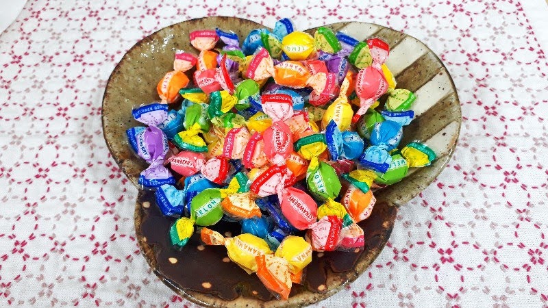 新宿高野 フルーツチョコレート 小さくても本格的フルーツ味 かわいいを探せ 新宿高野 フルーツチョコレート 小さくても本格的フルーツ味 かわいいを探せ