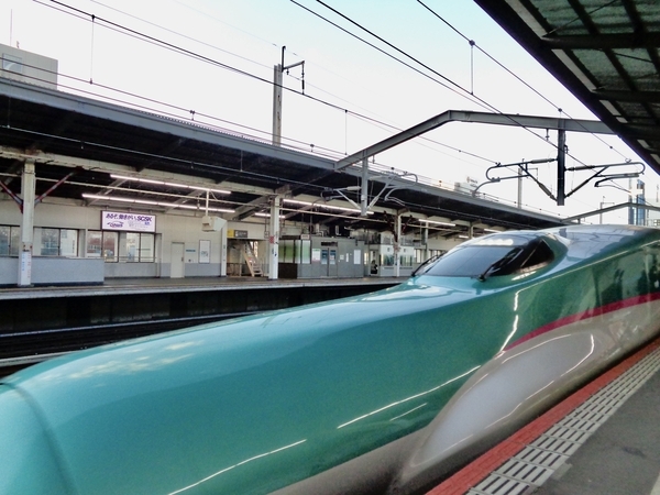 東京に向かう新幹線