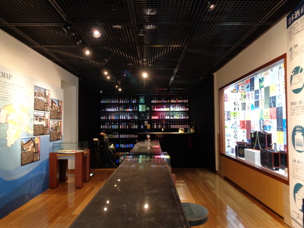 前橋文学館内の写真。