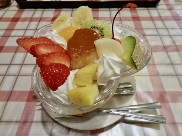 プリンアラモードの写真