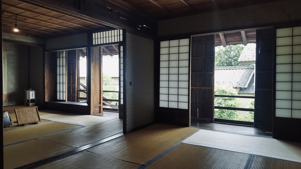 髙井鴻山旧居跡二階の写真