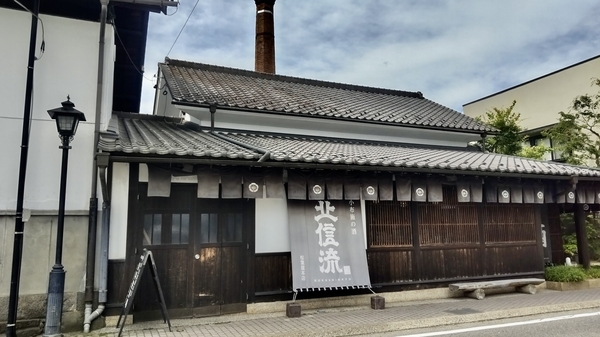 松葉屋本店の建物の写真