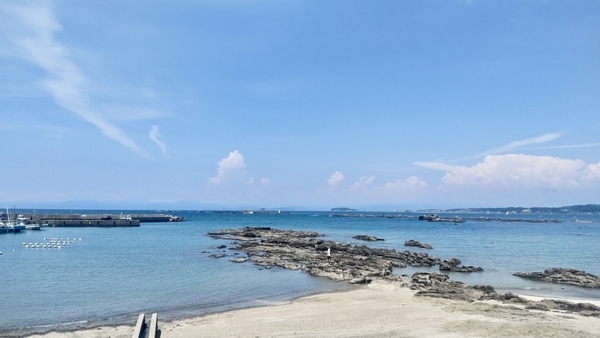 海の写真。真名瀬の海。