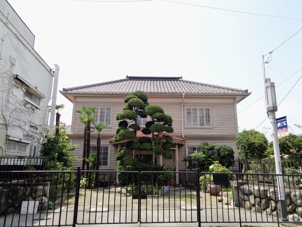 片山医院外観写真