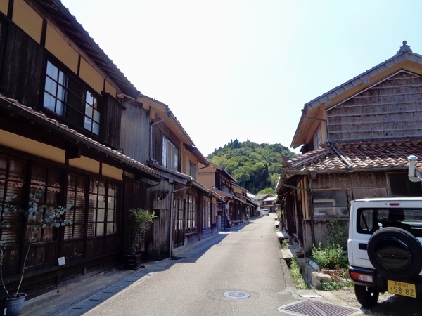 石見銀山、大森の辺りの町並みを撮った写真