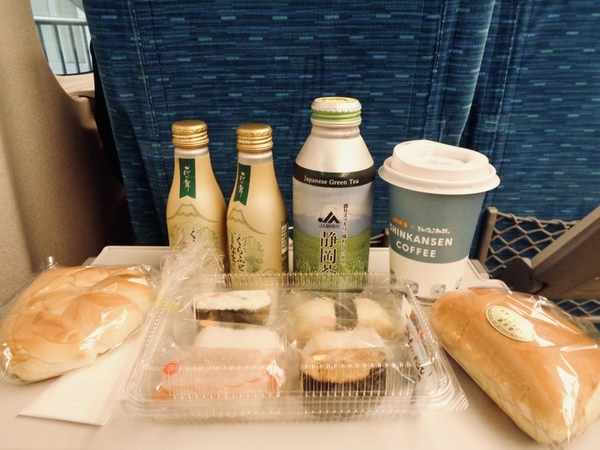 新幹線車内の写真