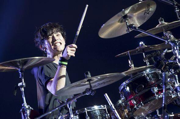 50 かっこいい ドラム 壁紙 花の画像