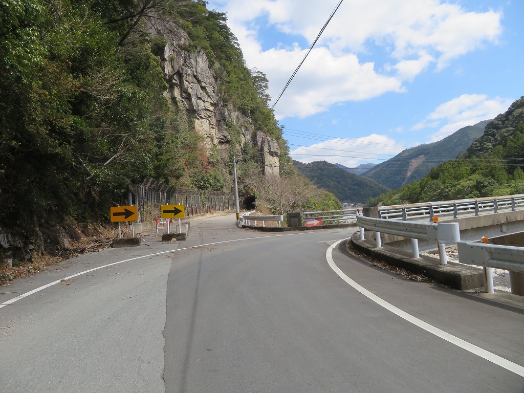 f:id:poseidonttzr:20190409104953j:plain f:id:poseidonttzr:20190409104953j:plain