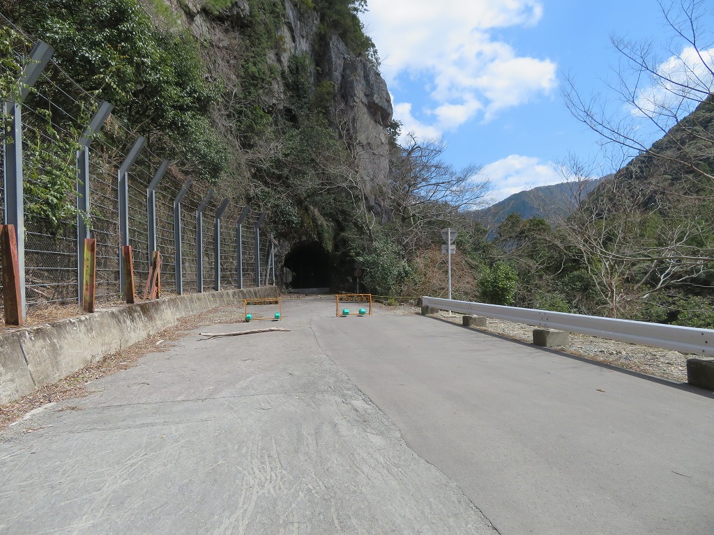 f:id:poseidonttzr:20190409110209j:plain f:id:poseidonttzr:20190409110209j:plain