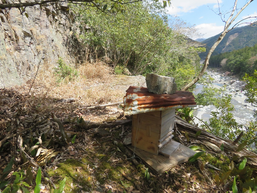 f:id:poseidonttzr:20190409111440j:plain f:id:poseidonttzr:20190409111440j:plain