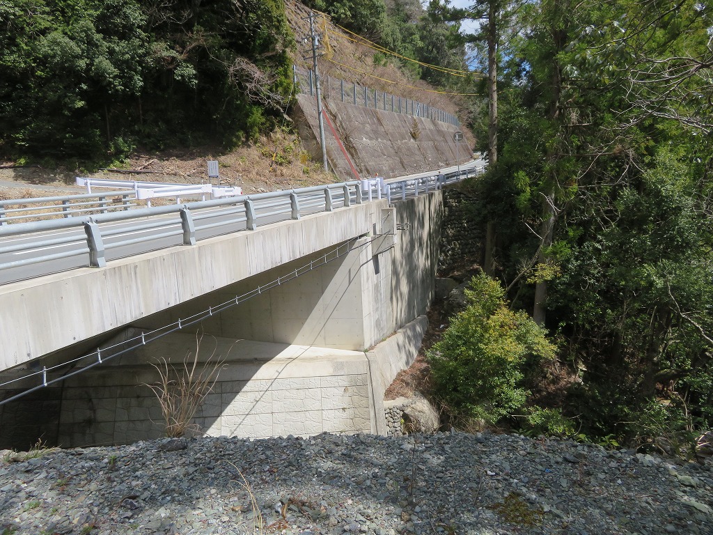 f:id:poseidonttzr:20190409112416j:plain f:id:poseidonttzr:20190409112416j:plain