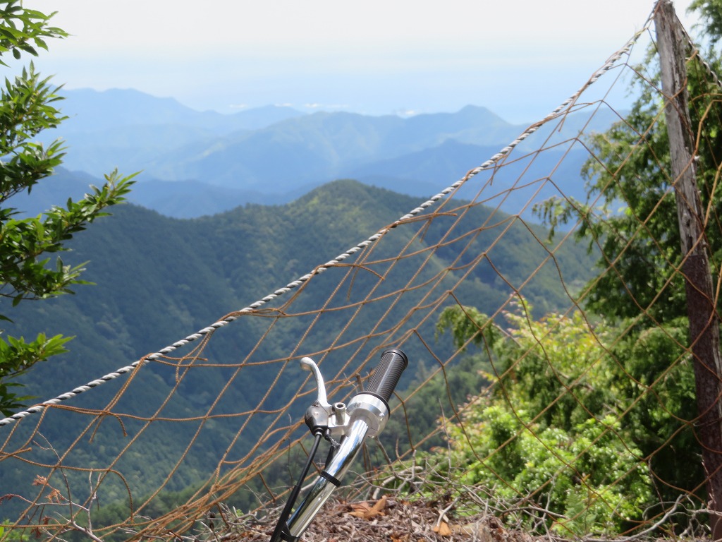 f:id:poseidonttzr:20190618103316j:plain f:id:poseidonttzr:20190618103316j:plain