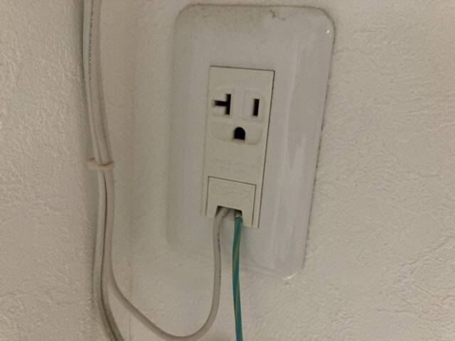 電源タップのアース線接続