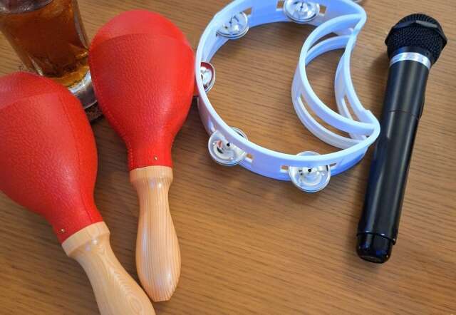コシダカが優待拡充と増配を発表