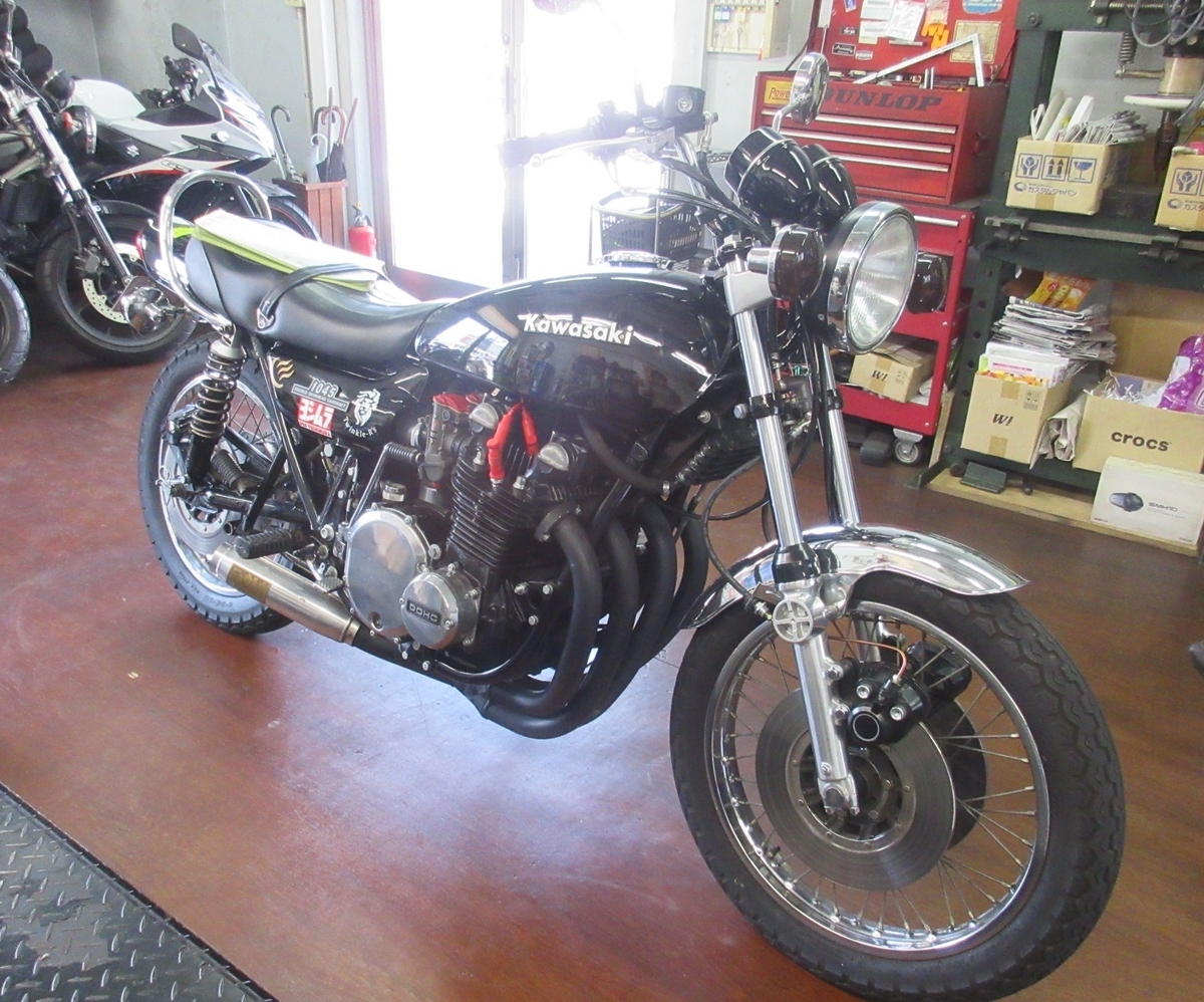 KAWASAKI KZ1000 ST ガソリンタンクカワサキ（カワサキ Z 45周年の今 