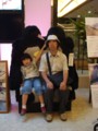 [090725旭山動物園椅子]
