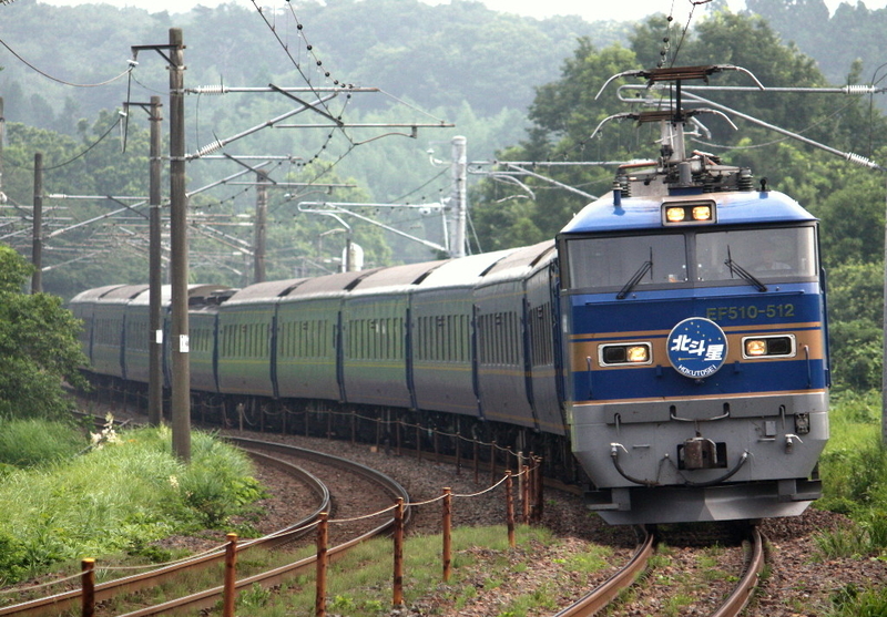 7/23 「北斗星」・485系国鉄色「あいづライナー」 - 休日の屋根裏