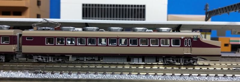 マイクロエース 東武DRC 1700系 特急「けごん」入線 - 休日の屋根裏
