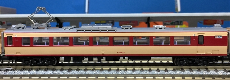 マイクロエース 183系0・1000・189系「しおさい」入線！ - 休日の屋根裏