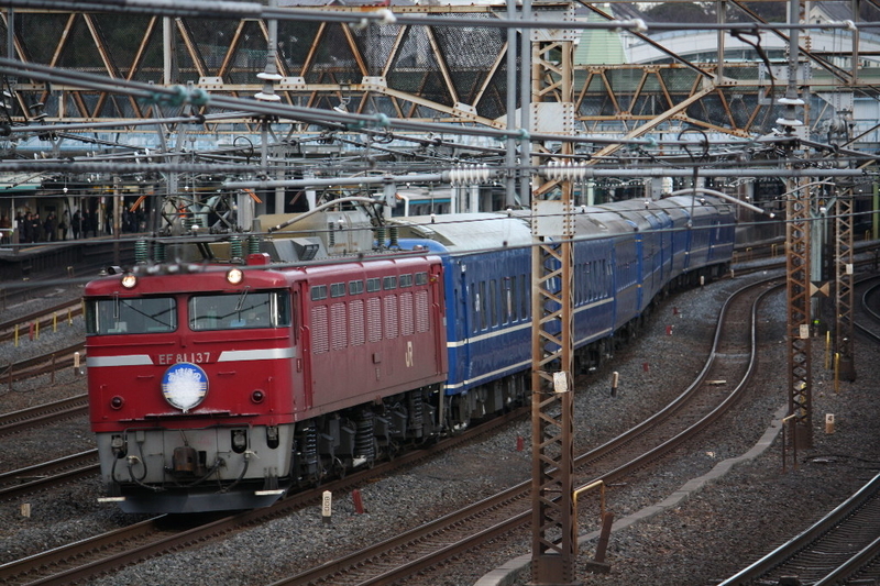 2009年 EF81 「あけぼの」「北陸」 - 休日の屋根裏