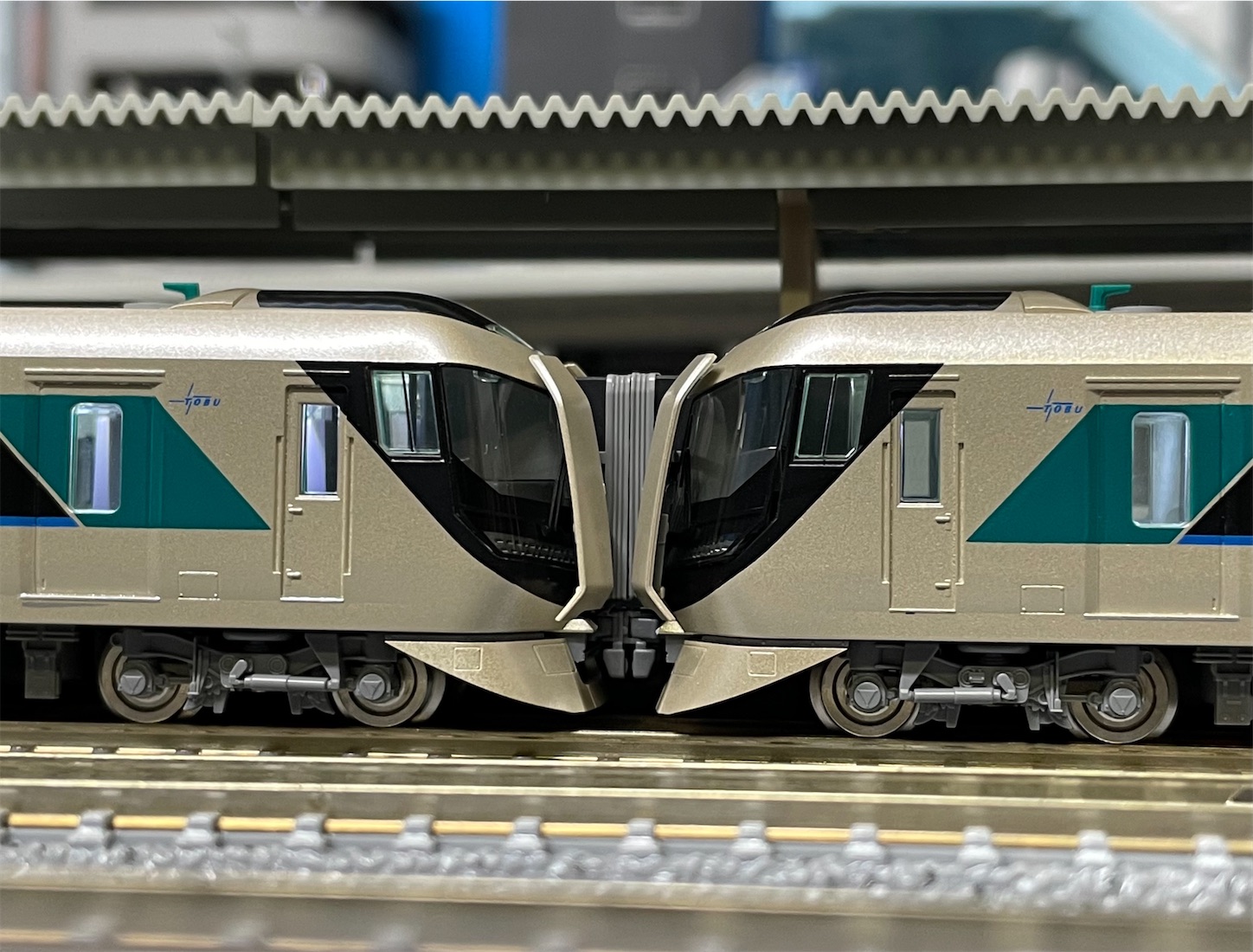 TOMIX 東武500系リバティ入線(特別企画品6両) - 休日の屋根裏