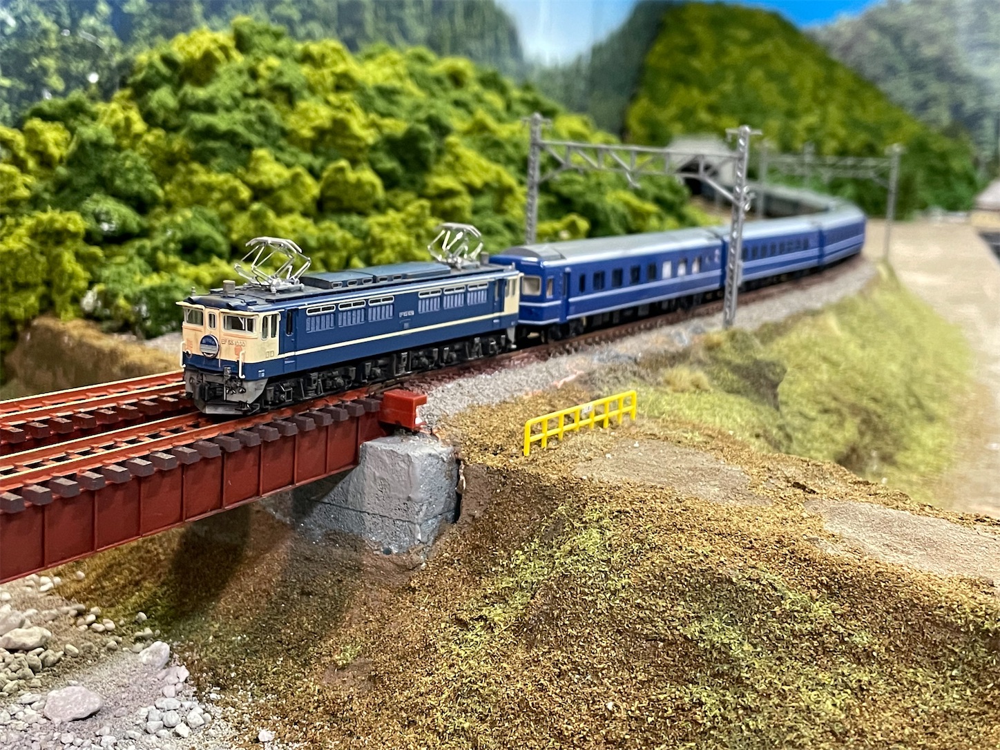 マイクロエース 国鉄24系24型客車 白帯 「あけぼの 」基本・増結セット マイクロエース24系24形白帯「あけぼの」 - 休日の屋根裏