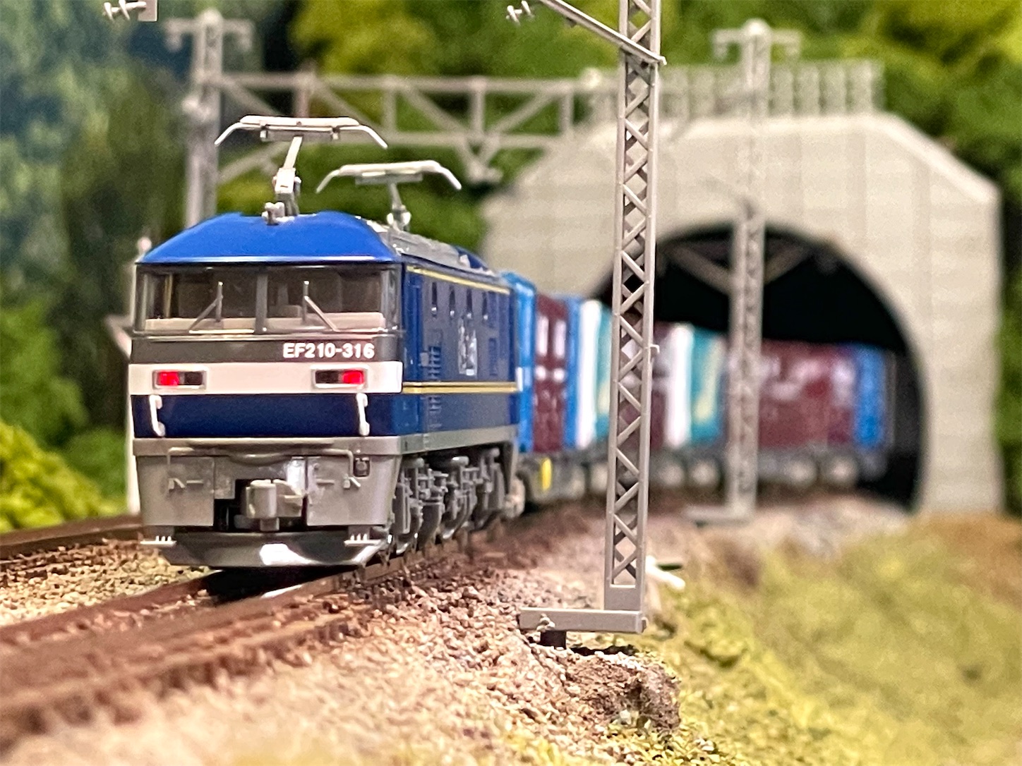 TOMIX EF210-300とコキ増備で貨物増強 - 休日の屋根裏