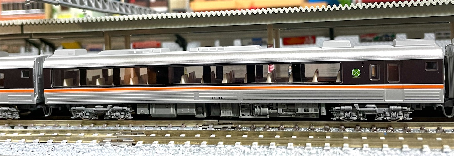 KATO キハ85系「ワイドビューひだ」 - 休日の屋根裏