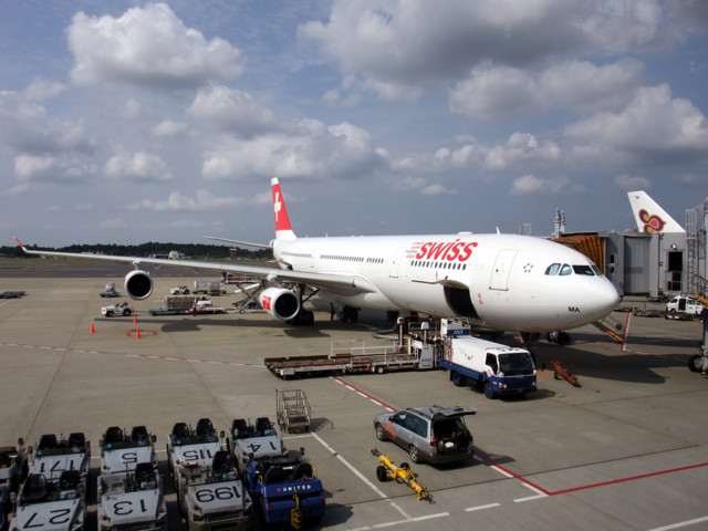 スイスインターナショナルエアラインズ LX161 エアバスA340-300