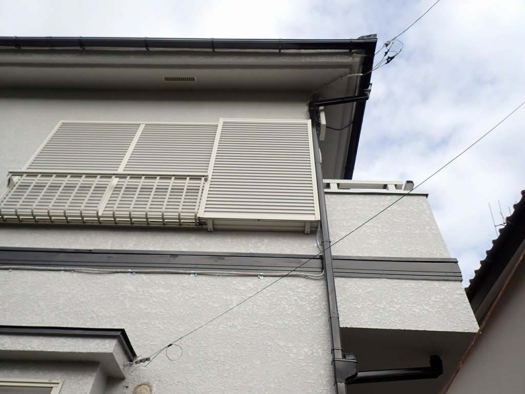 千葉県電気工事　電線固定