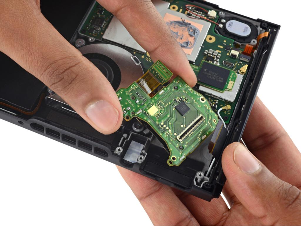 Nintendo Switch内部(iFixit)