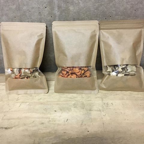 f:id:pukapuka-pan:20180313001453j:plain f:id:pukapuka-pan:20180313001453j:plain