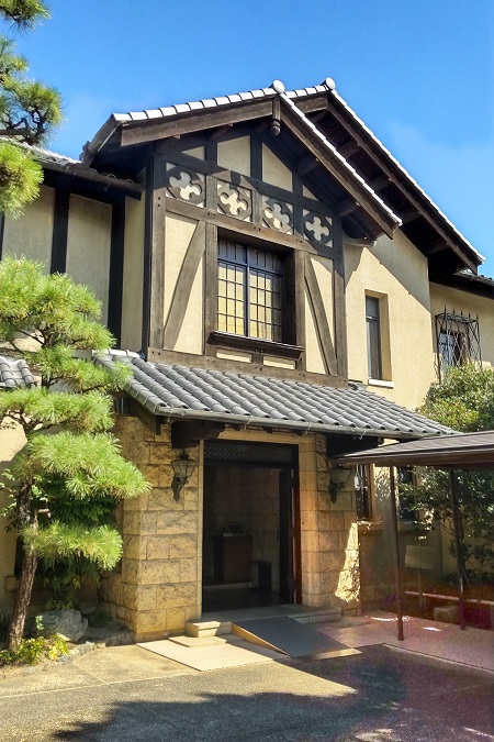 一曜斎國輝 作　日本橋通一丁目萬屋孫兵衛梓 邸宅レストラン「雅俗山荘」でランチ♪ - プカプカプク日記