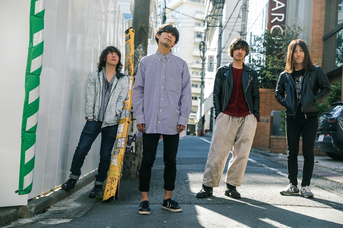 高校生　ロックバンド