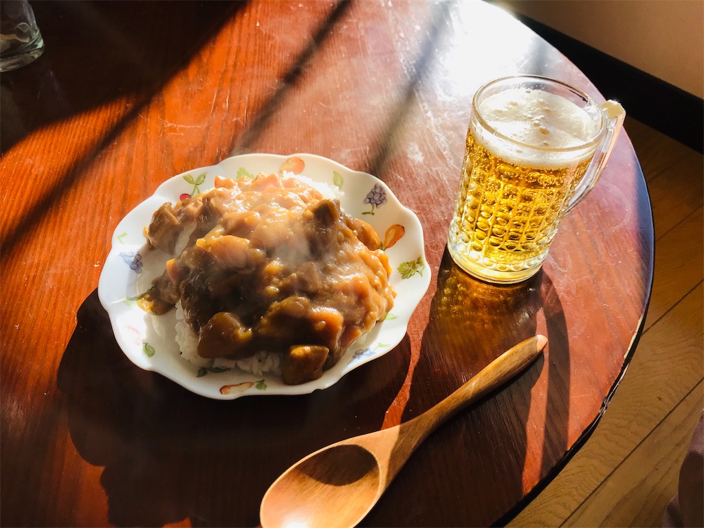 朝のビール ゆりかごからバックヤードまで